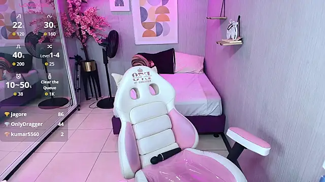 Maggy_t18 live XXX chat