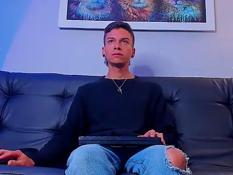 Noahh_Saky webcam show