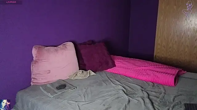 Milla4you_ Live XXX-chat