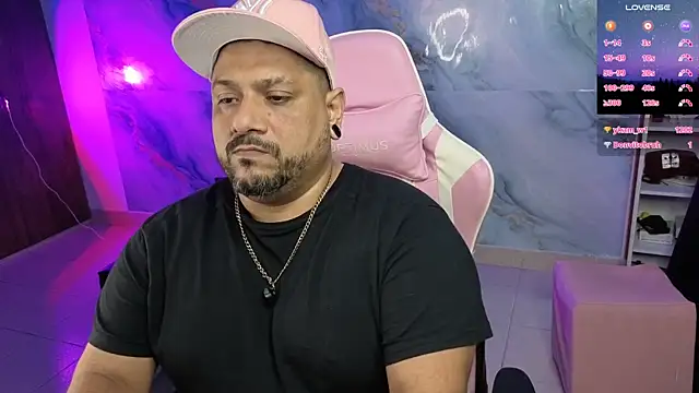 jacoob_woods: διαδικτυακό σόου στην κάμερα