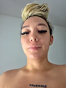 Chat XXX ao vivo de alaia_princess