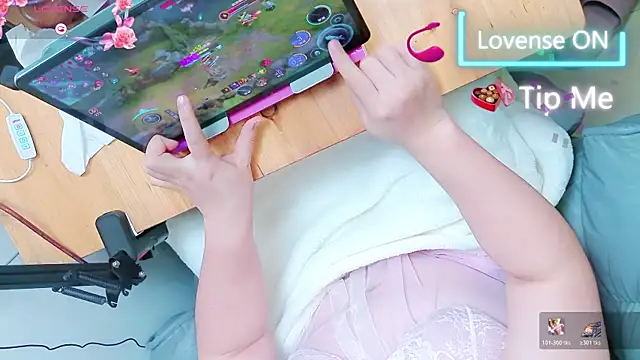 AngelwithEcup 在線直播表演