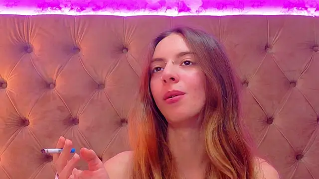 CoraVex Adlı Modelin Canlı XXX Sohbeti