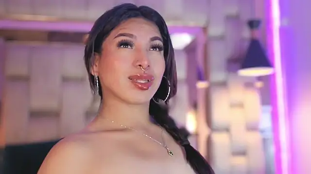 MeelFox's Live XXX Chat