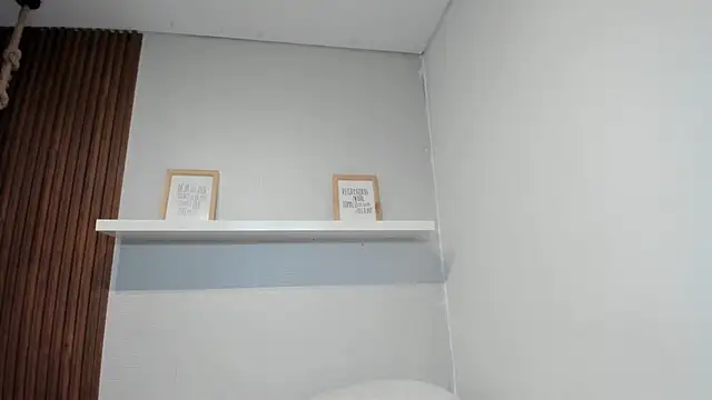 LANA-JONNES live XXX chat