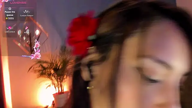 Megan_inked: απευθείας συνομιλία ΧΧΧ