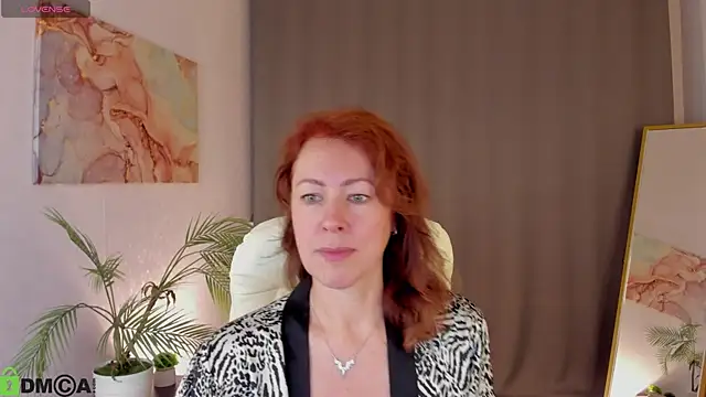 LeticiaRomano 现场XXX聊天