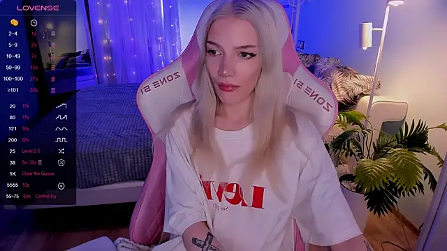 AnyaTaylor_'s Live XXX Chat