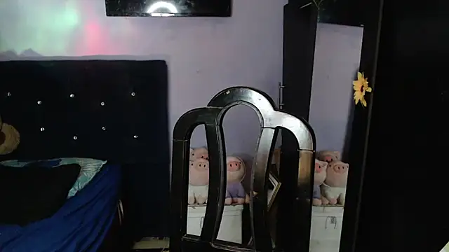 ANGELIQUE_KLANE Live XXX Chat