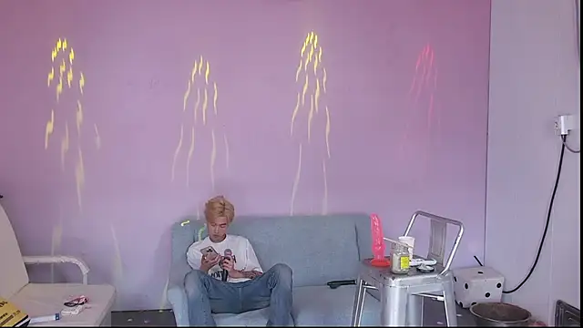 XXX chat uživo modela NTN-lucky