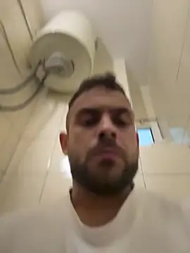 Antreas22のウェブカメラショー