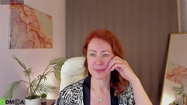 LeticiaRomano's Live XXX Chat