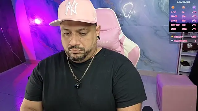 Chatroom XXX en direct de jacoob_woods