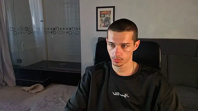 Chat +18 de KaydenDrew ao vivo