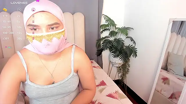 Chat XXX ao vivo de aziza_dalila02