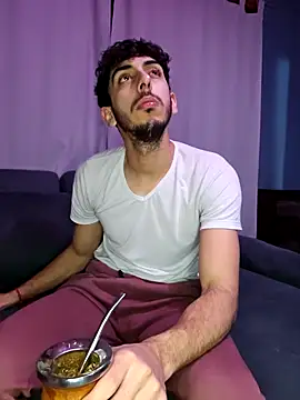 LeoyNicky98's Live XXX Chat