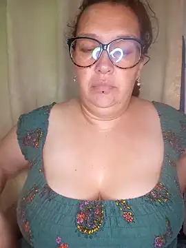 Онлайн чат XXX _Saraqueen