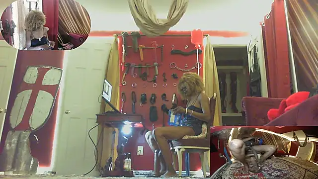 TheMississippiMadame élő XXX-chatje