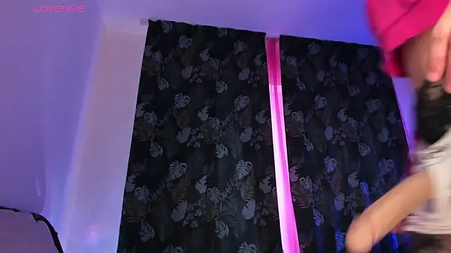 Chatroom XXX en direct de AnnexedPistol