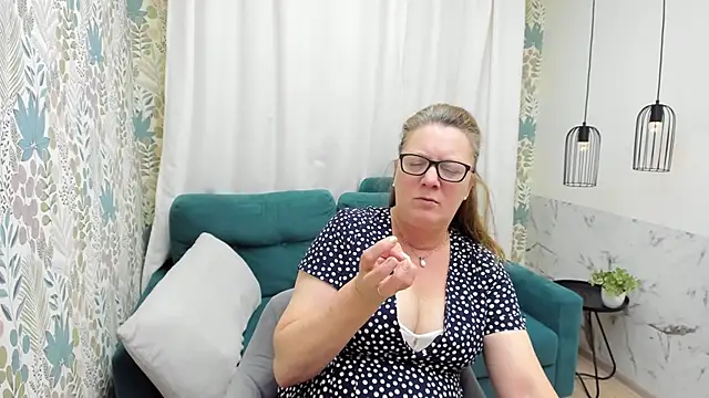 LeaPure Chat XXX in diretta