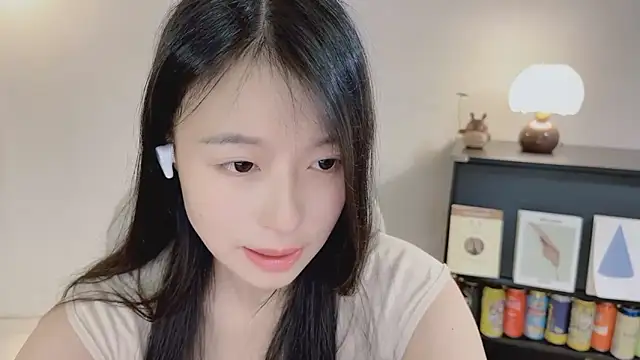 แชท XXX สดของ Onechestnut