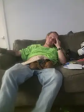 yourMasterisBored Chat XXX live