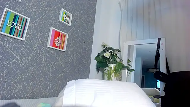 ViictoriiaSaenz's Live XXX Chat