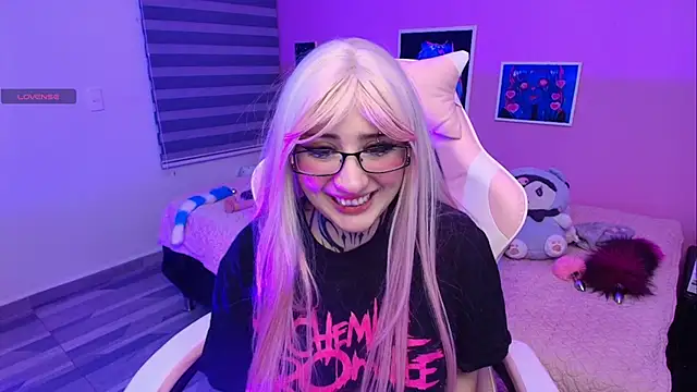 Miwa_violet Chat XXX live