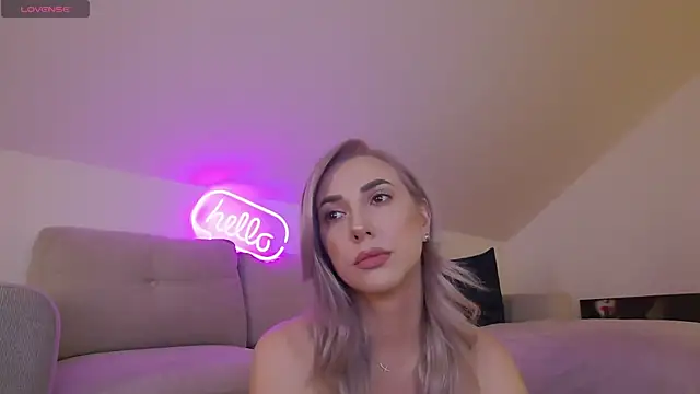 دردشة KhloeK الجنسية المباشرة