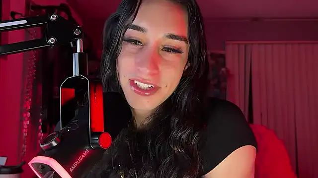 xoFrankie: διαδικτυακό σόου στην κάμερα