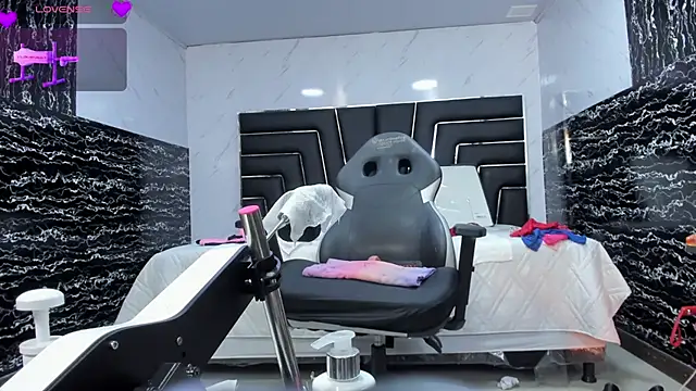 Chat XXX en directo de Ladyy_Scarlett