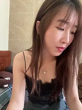 Show modela oneyou_400 na web-kameri