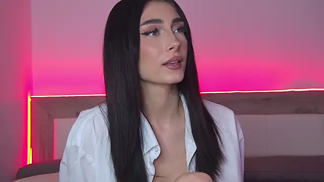 AnyaLobb 即時 XXX 聊天