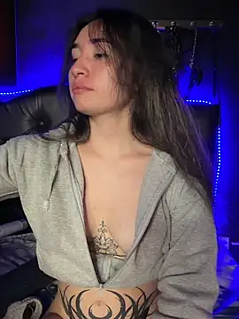 Sophie_LS élő XXX-chatje