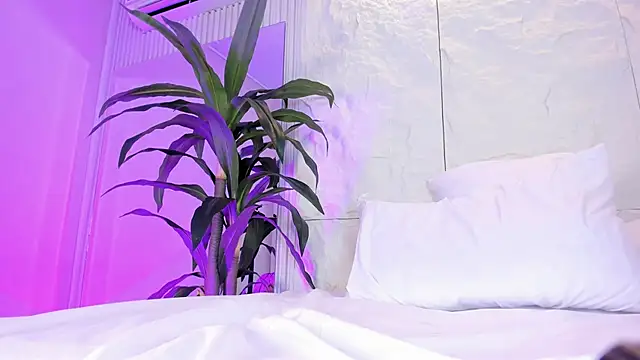 XXX chat uživo modela LunaKarther