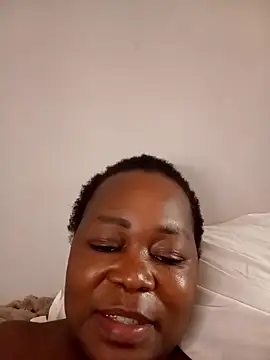 Sweetpussy17's Live XXX Chat