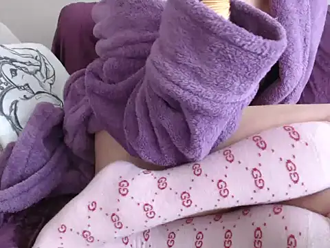 35Gece35's Live XXX Chat