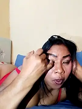 rosmery-navarro's Webcam Show