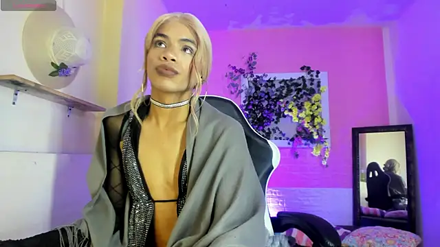 Katy_bratz_ live XXX chat