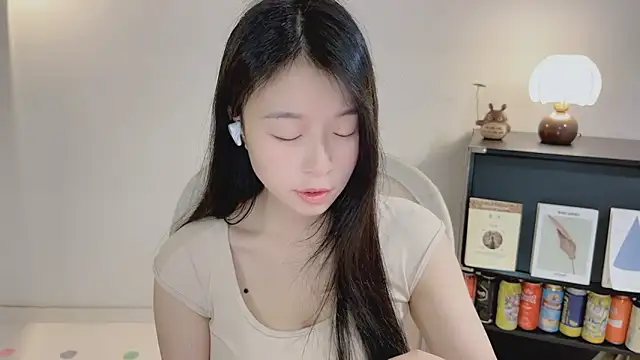 Onechestnut Live XXX-chat
