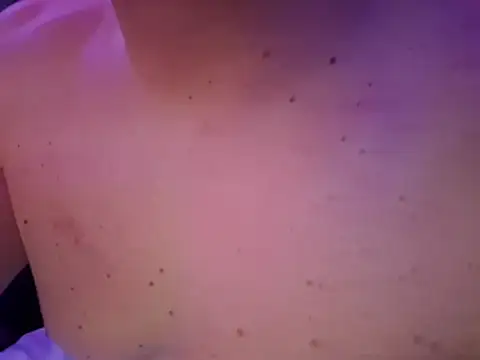 chronic_vibez's Live XXX Chat