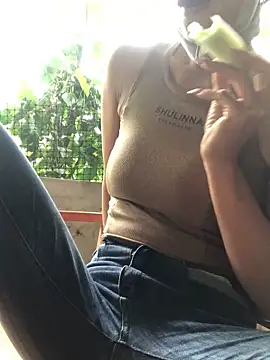 Writhing_Firstのウェブカメラショー