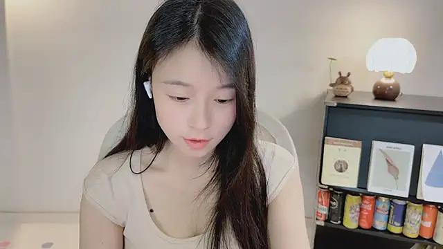 Chatroom XXX en direct de Onechestnut