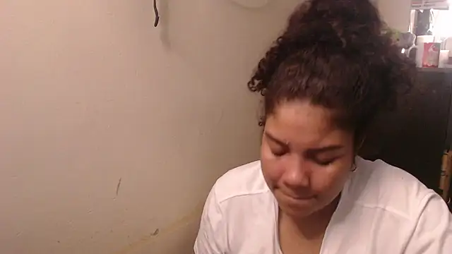 madelene's Live XXX Chat