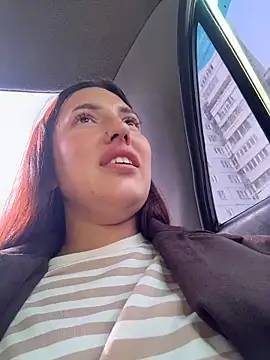 AleksandraRich Chat XXX in diretta