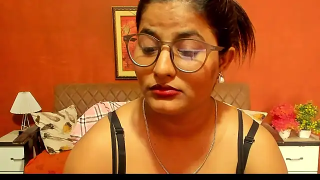 Jasmine_Jaey1's Webcam Show