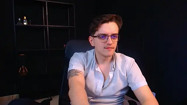 Онлайн чат XXX FelixStarkk