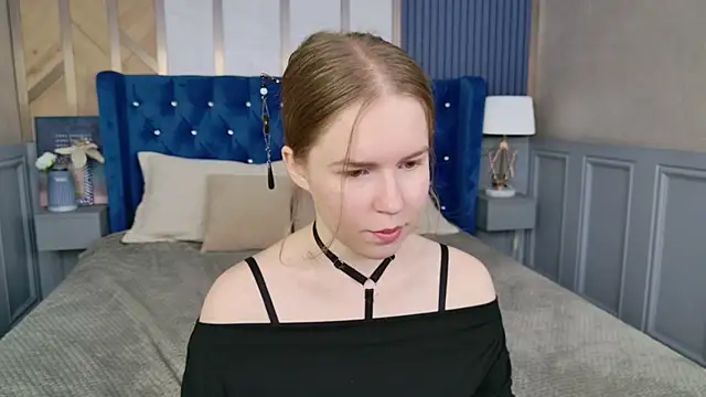 Alida_Brice élő XXX-chatje