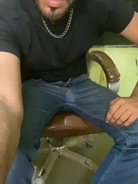 MASTTERRR Show in webcam