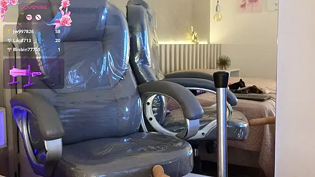 แชท XXX สดของ Alondra_King